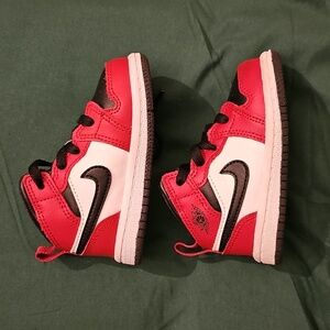 Air Jordan 1 Black and Red Toddler Sneakers